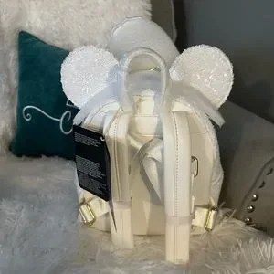 Loungefly | Bags | Disney Loungefly Mickey Mouse Snowman  display picture 1